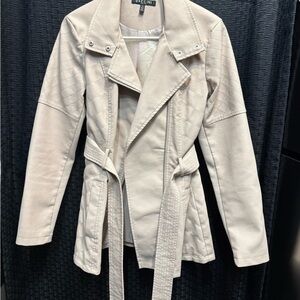 Baccini Women's Cream Leather Jacket